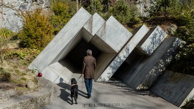 Tour for blind visitors bild